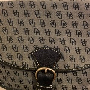 Gorgeous navy Dooney and Bourke Crossbody